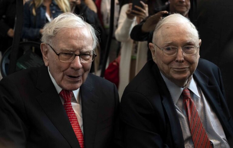 Warren Buffett’s Right-Hand Man’s Advice on Getting on the Road to Riches