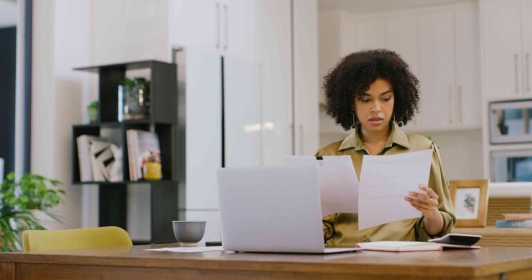 Buying a New Home While Selling Yours? Here’s How to Make It Work