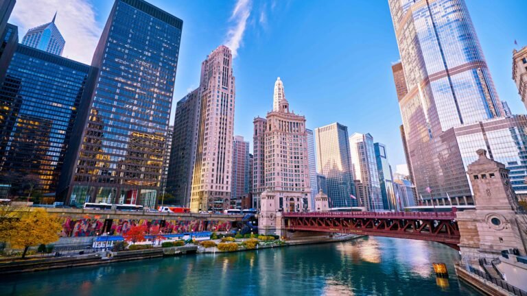 This Major Midwestern City Is an Ideal Home for Retirees Who Love to Travel