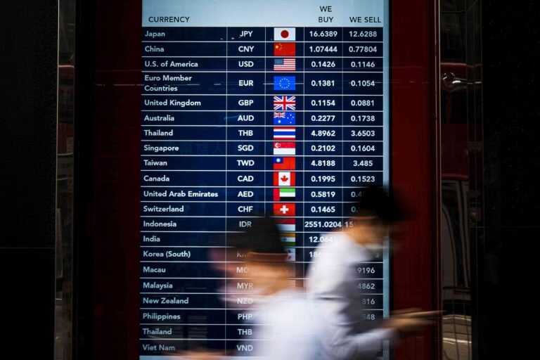 Where to Exchange Currency Without Paying High Fees