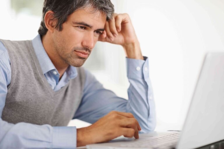 Are Personal Loans a Smart Move in a Recession? Here’s How to Decide