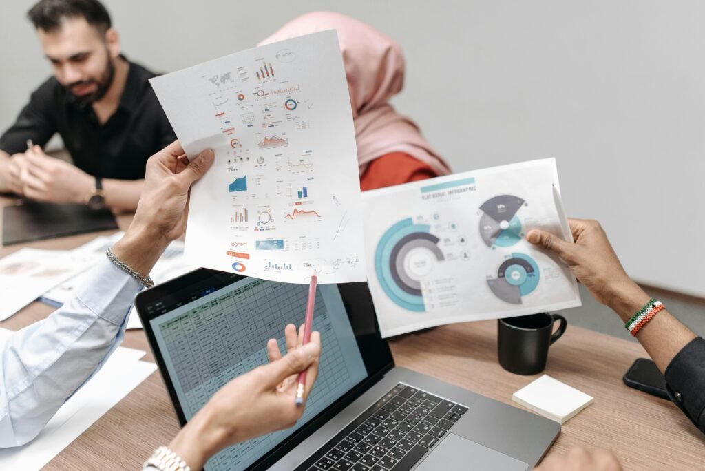 stocks vs ETFs for beginners comparison chart