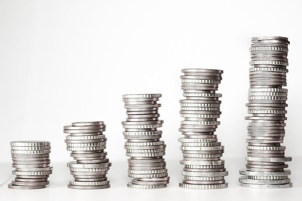 10 Smart Ways You Can Build Wealth in Today's Economy: A Beginner's Guide for 2026 6 how to build wealth through budgeting saving and investing