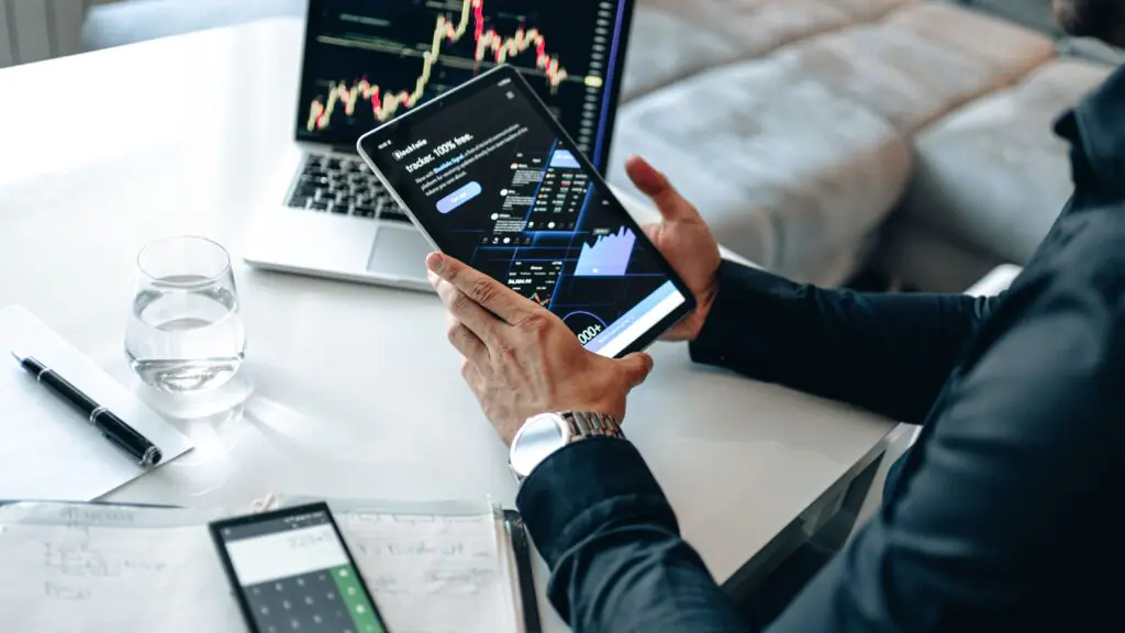 Beginner Investing Roadmap 2026: A Step-by-Step Plan for First-Time Investors 15 best investing tools for beginner investors