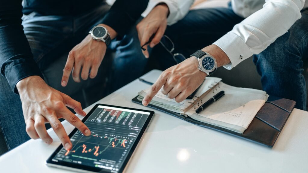 Strong investment mindset versus emotional investing