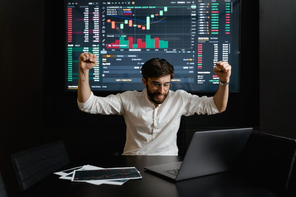 Investment Guide 2026 – Maximize Your Wealth with Global Strategies 5 common investing mistakes and emotional investing decisions
