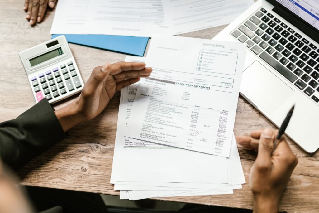 Tracking expenses for a beginner-friendly budget