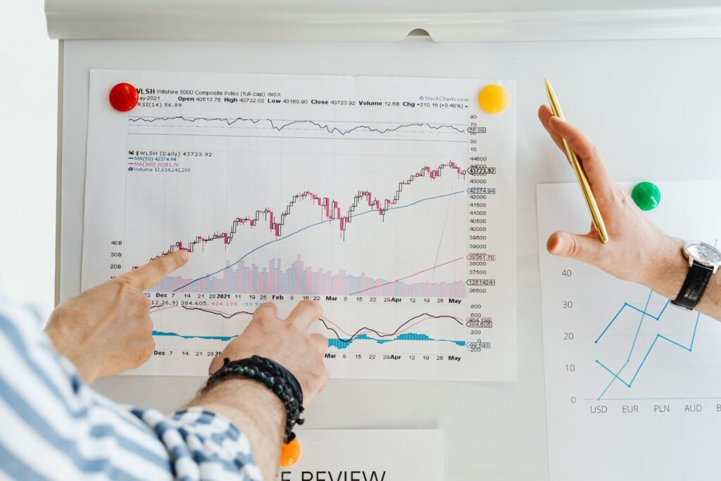 How to Start Investing in 2026: The Complete Beginner's Guide to Building Long-Term Wealth 4 Compound growth investing example