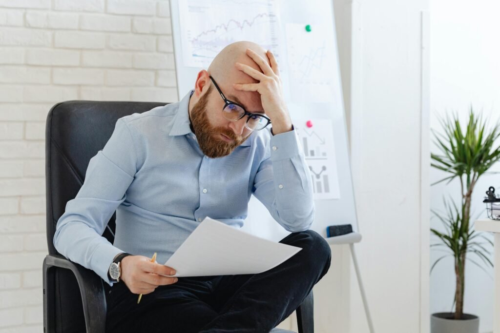 How to Start Investing in 2026: The Complete Beginner's Guide to Building Long-Term Wealth 11 Common beginner investing mistakes